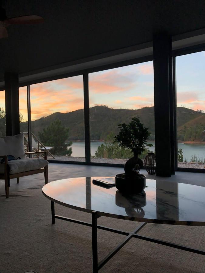 ヴィーラ・デ・レイ Zab Living Bed & Breakfast エクステリア 写真