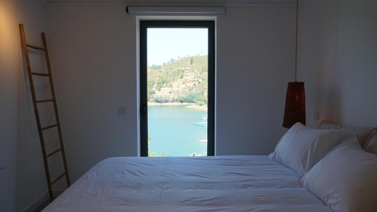 ヴィーラ・デ・レイ Zab Living Bed & Breakfast エクステリア 写真