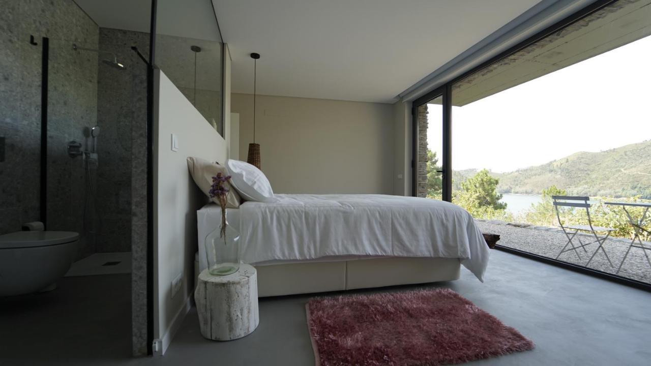 ヴィーラ・デ・レイ Zab Living Bed & Breakfast エクステリア 写真