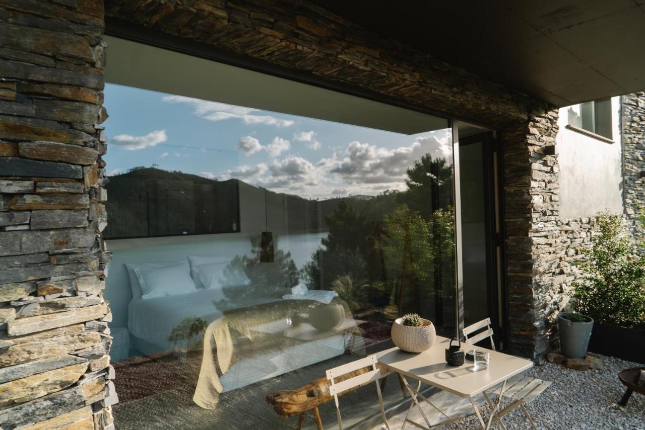 ヴィーラ・デ・レイ Zab Living Bed & Breakfast エクステリア 写真